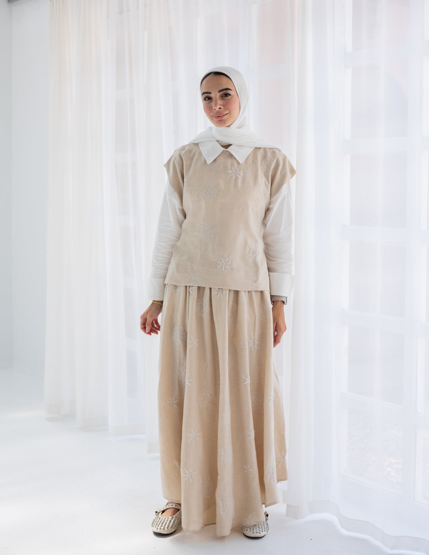 top and skirt B