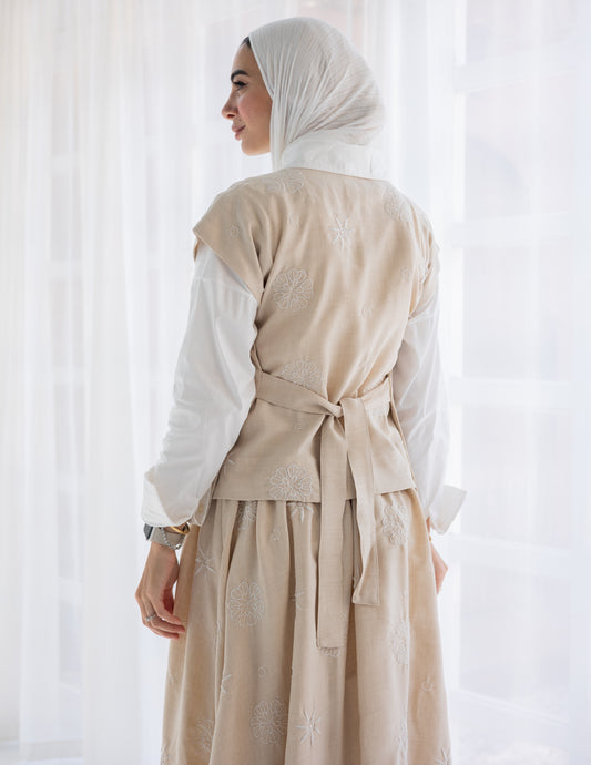 top and skirt B